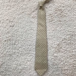 Brooks Brothers Light Golden Patterned Silk Tie